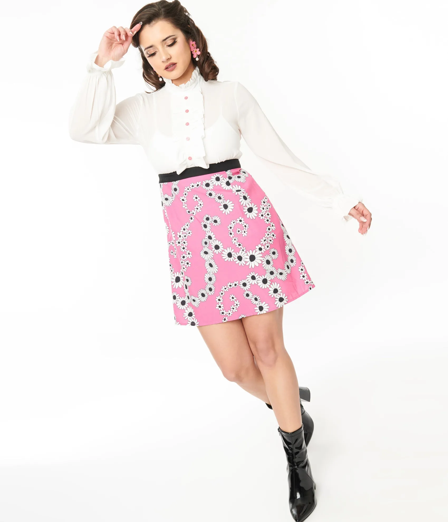Unique Vintage Barbie x Smak Parlour 1960s White & Pink Floral Pretty Power Shift Dress Outlet