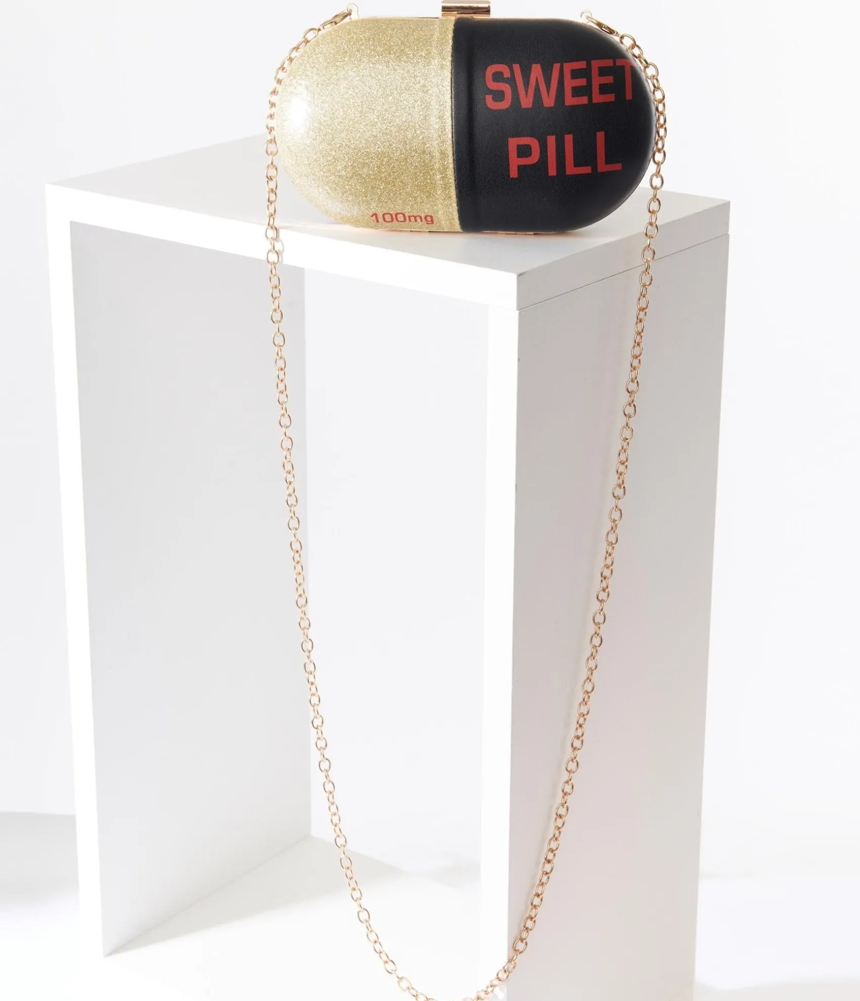 Unique Vintage Black & Gold Sweet Pill Handbag Fashion