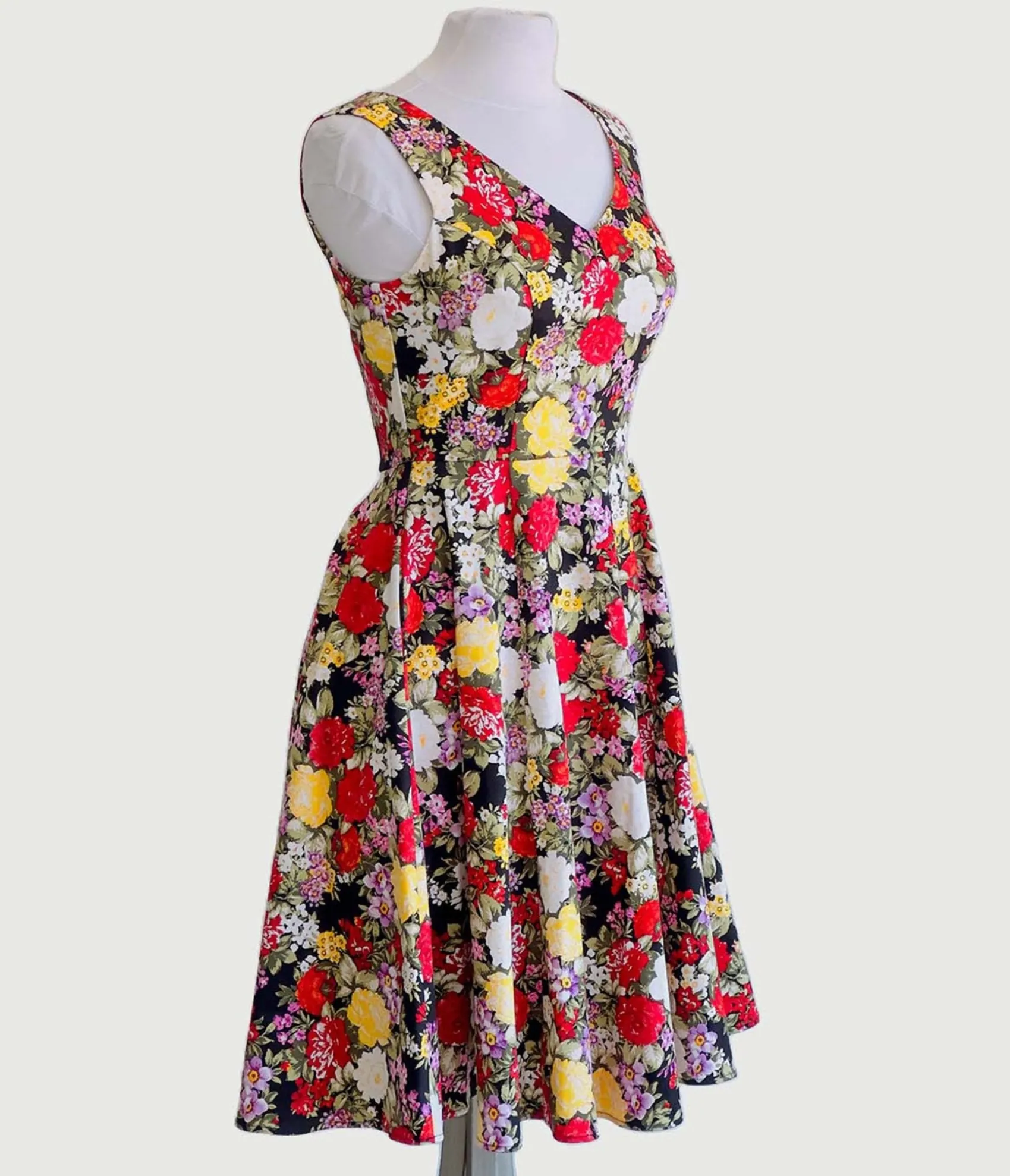 Unique Vintage Black Garden Floral Swing Dress Online