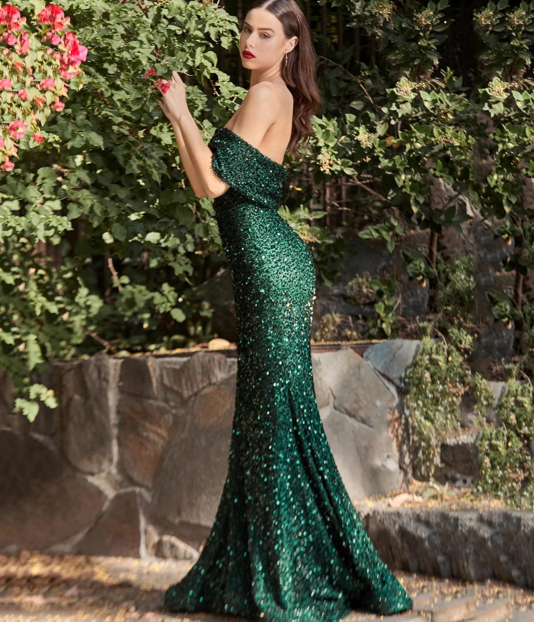 Unique Vintage Cinderella Divine Emerald Sequin One Shoulder Mermaid Prom Gown New