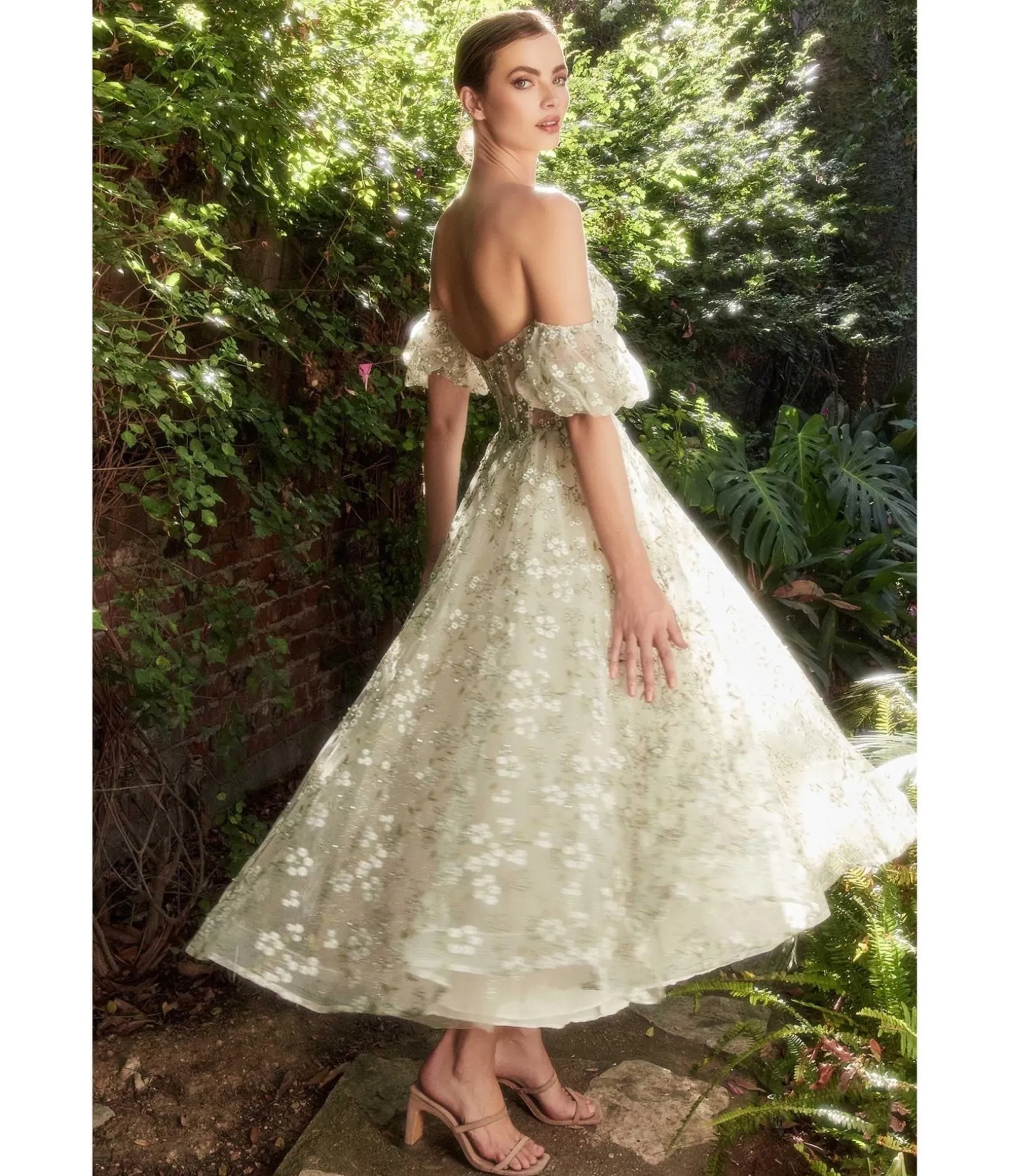 Unique Vintage Cinderella Divine Green Romantic Floral Organza Tea Length Bridesmaid Gown Outlet