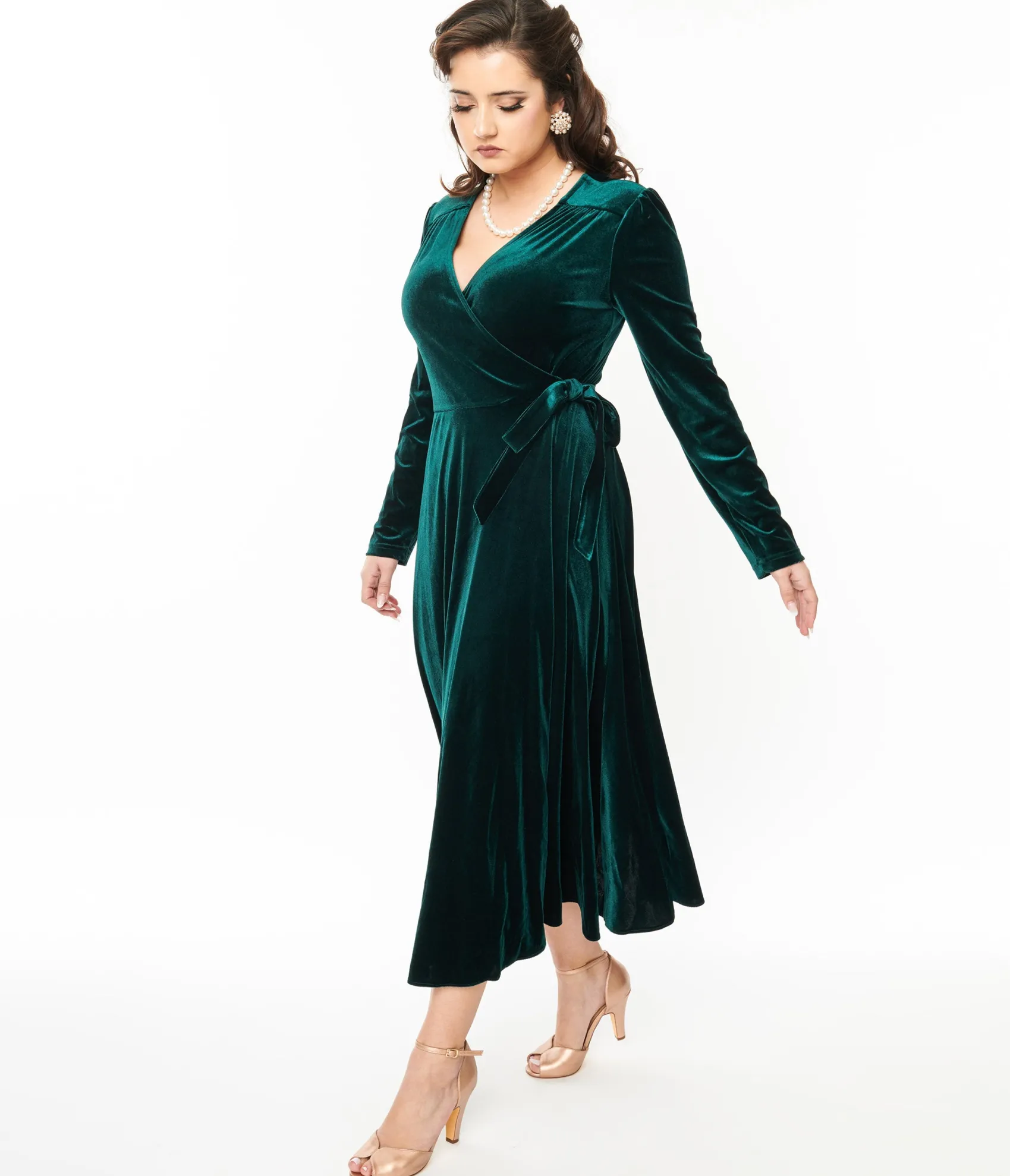 Unique Vintage Collectif 1940s Green Velvet Kendra Wrap Dress Shop