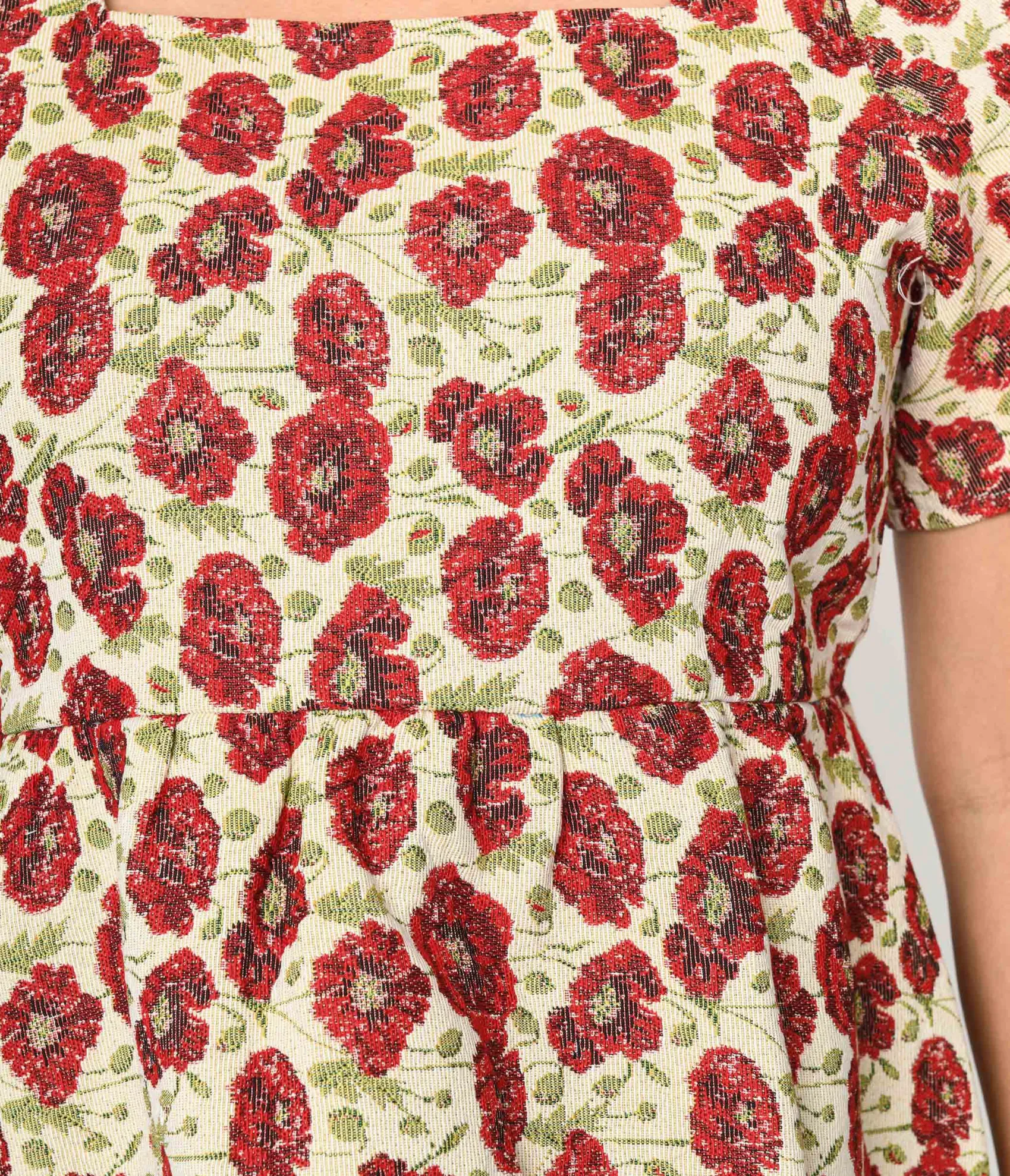 Unique Vintage Ivory & Red Floral Kiss Jacquard Peplum Top Store