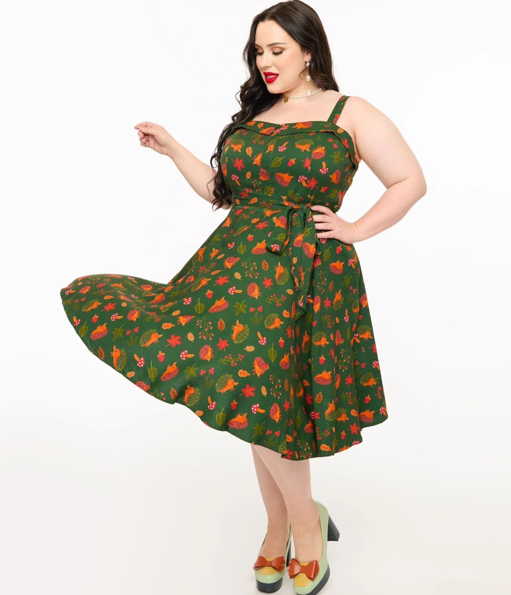 Unique Vintage Miss Lulo Plus Size 1950s Green Hedgehog Forest Print Kyla Fit & Flare Dress Cheap