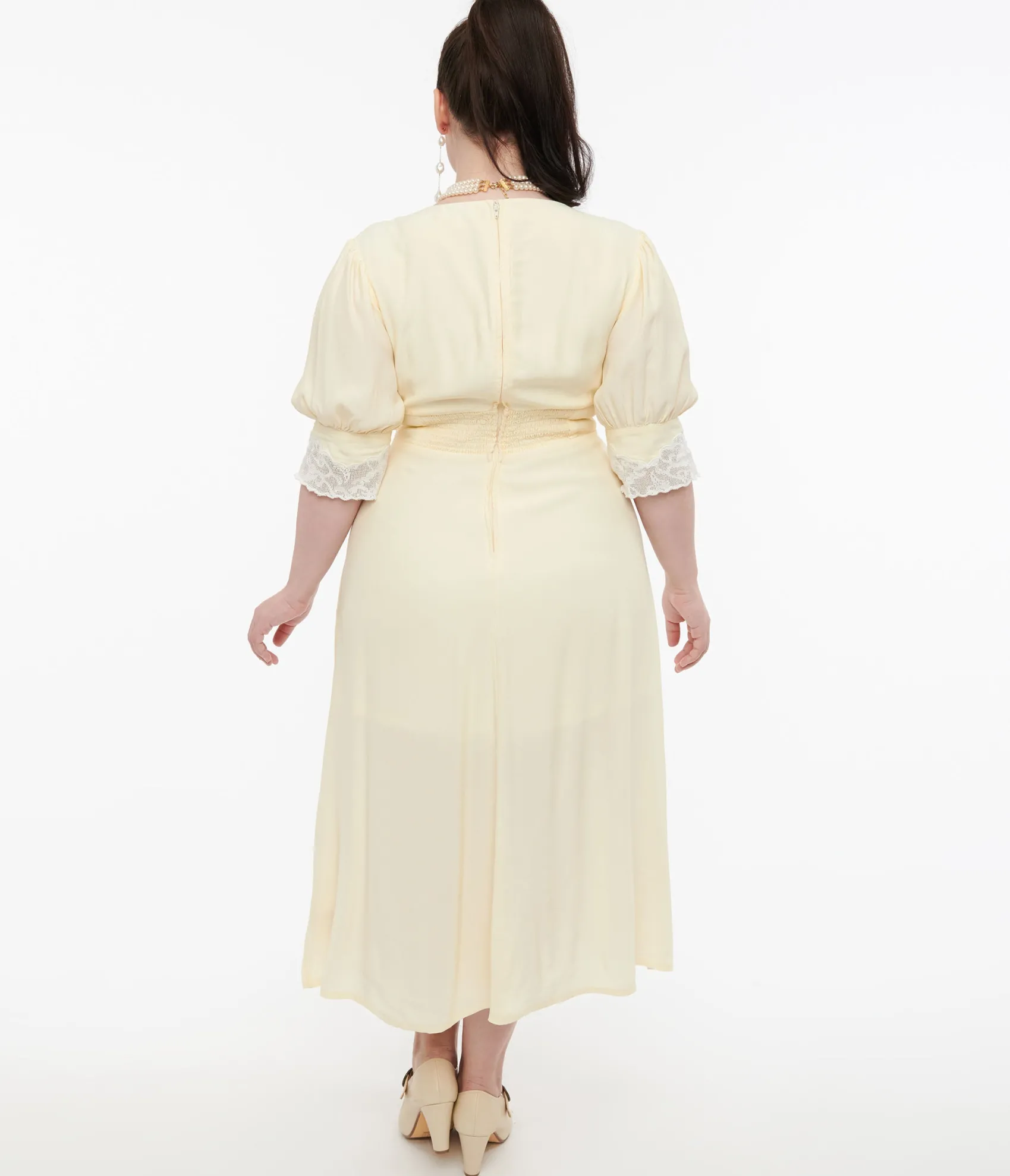 Unique Vintage Plus Size 1930s Cream & White Lace Midi Dress Discount