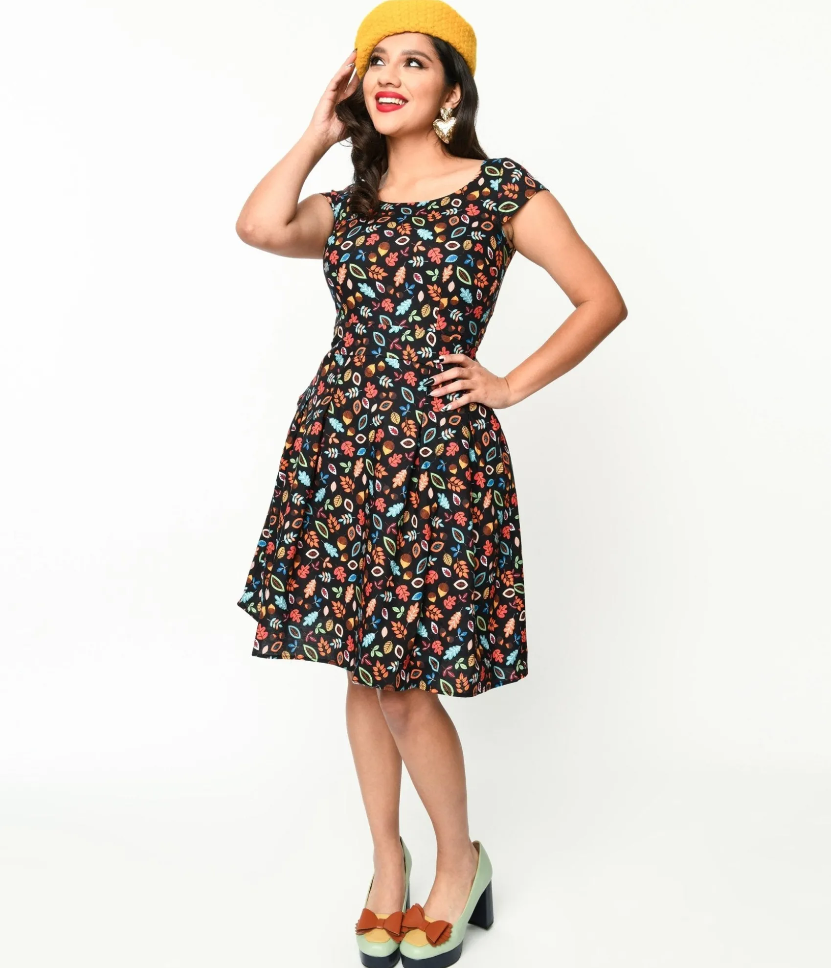 Unique Vintage Retrolicious Black Leaves & Acorns Margaret Flare Dress New