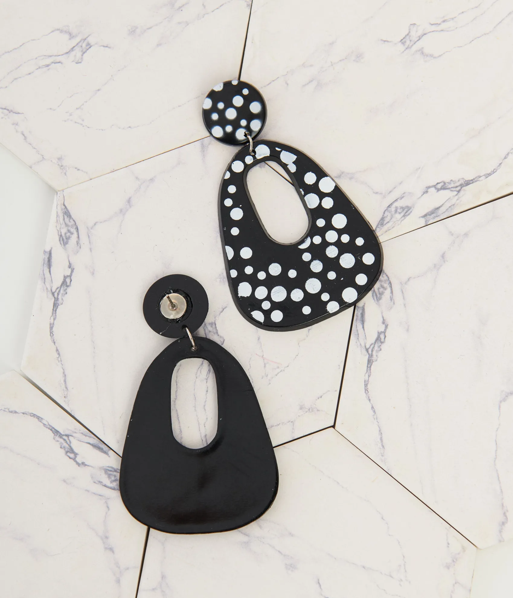 Unique Vintage 1980s Black & White Polka Dot Drop Earrings New