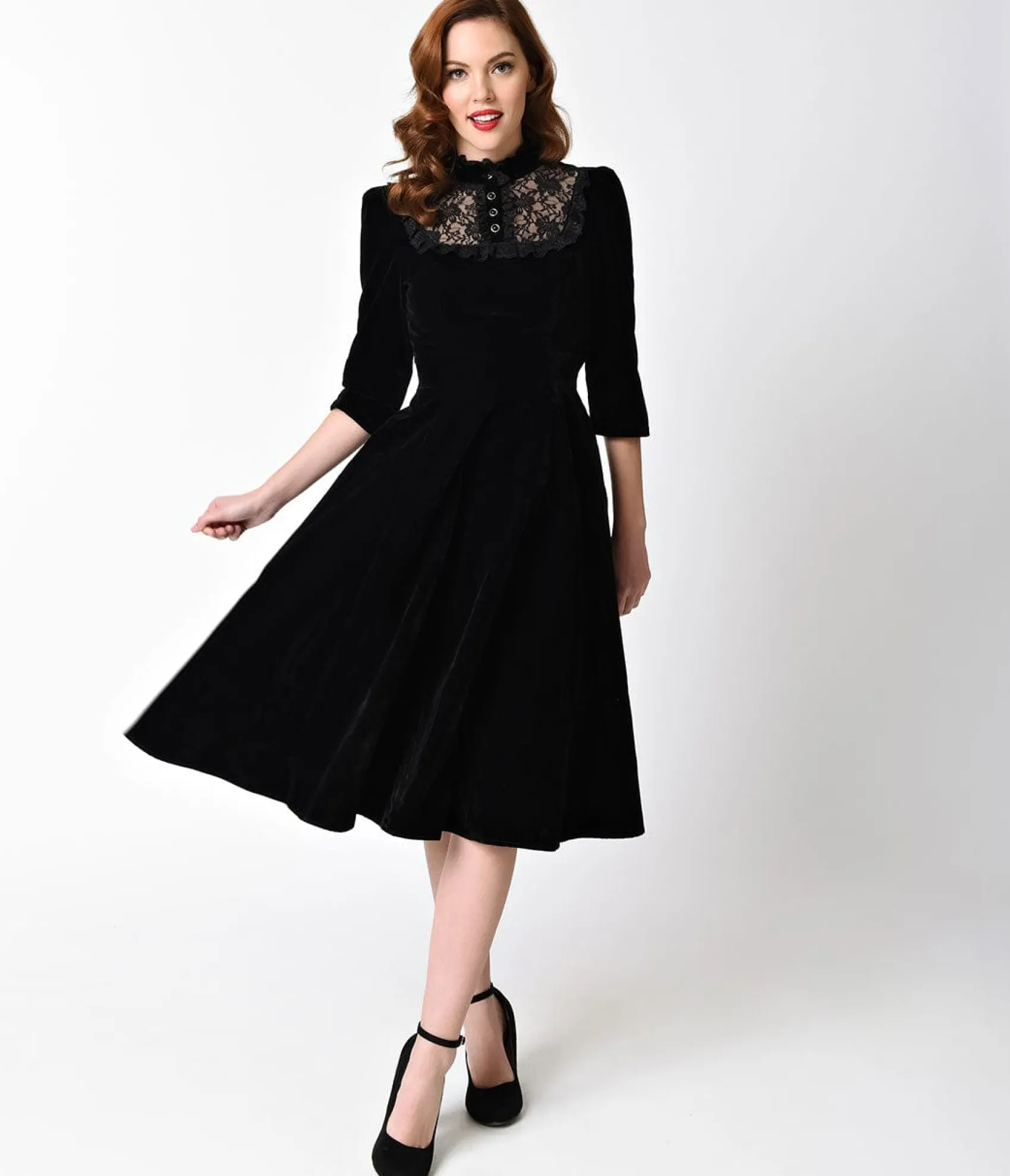 Unique Vintage 1940s Style Black Velvet & Lace Nightshade Half Sleeve Swing Dress Fashion