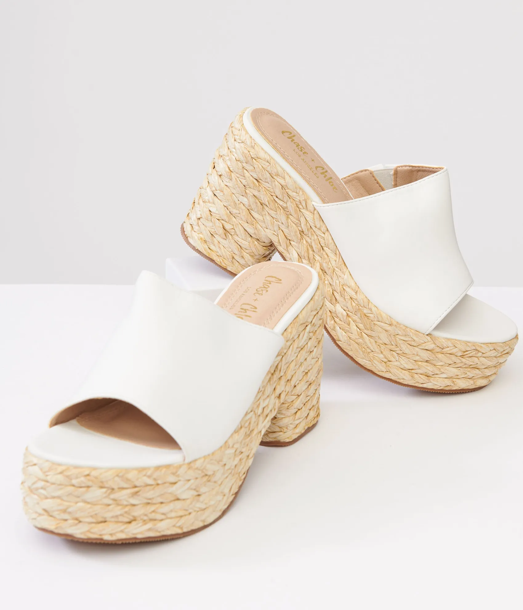 Unique Vintage 1970s White Platform Woven Sandals Fashion