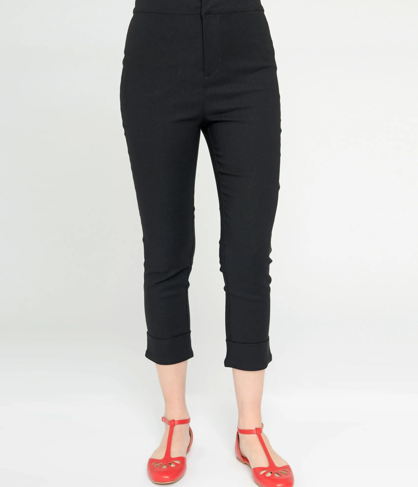 Unique Vintage Smak Parlour Black & Cherry Pocket Smarty Pants Capri Online