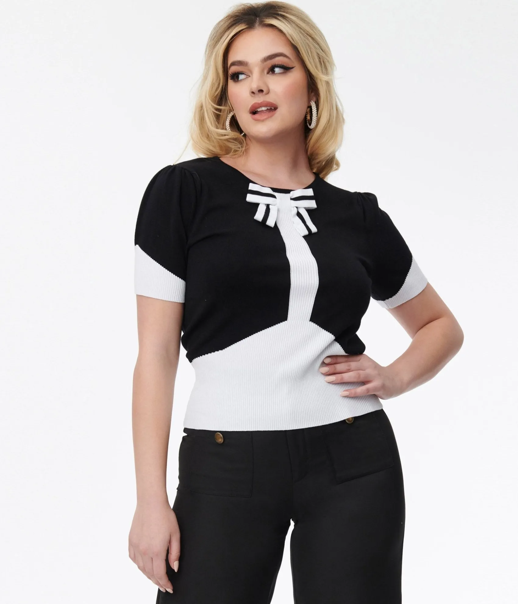 Unique Vintage Smak Parlour Black & Ivory Bow Short Sleeve Sweater Store