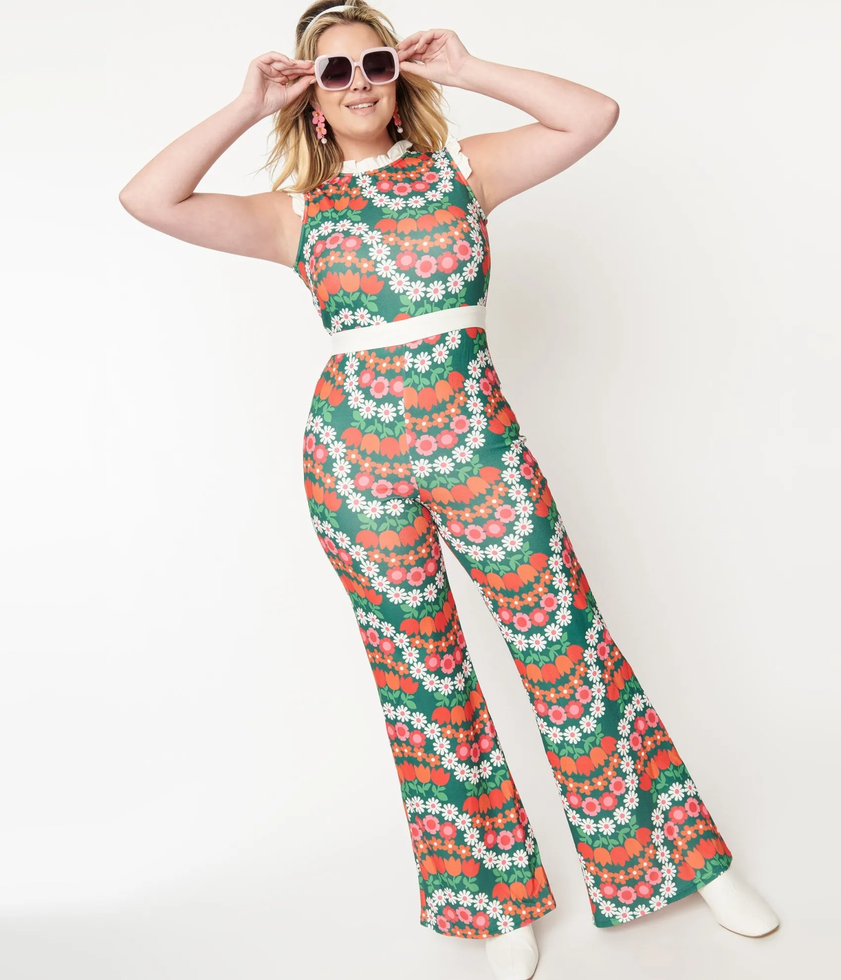 Unique Vintage Smak Parlour Green & Red Daisy Chain Back Bow Jumpsuit Shop