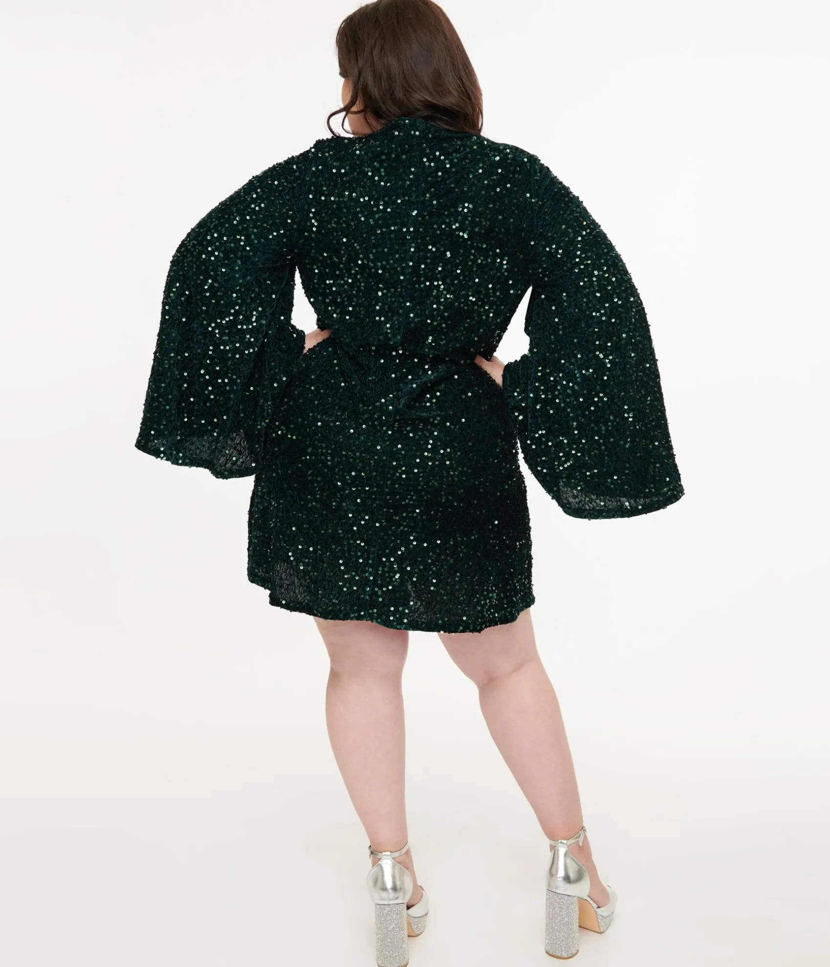 Unique Vintage Smak Parlour Plus Size 1960s Green Sequin Downtown Scene Mini Dress Shop