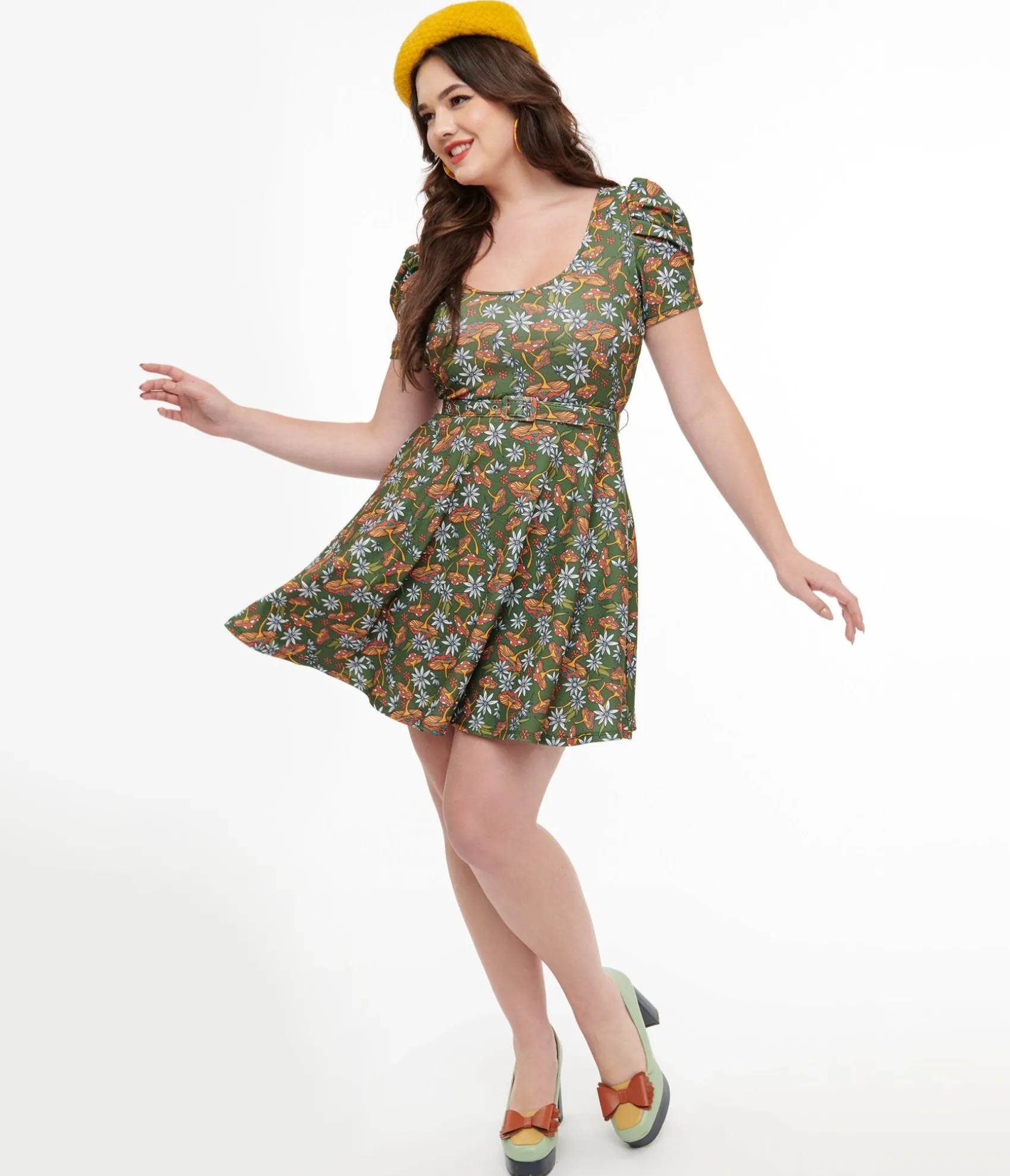 Unique Vintage Smak Parlour 1960s Green & Orange Mushroom Group Chat Flare Dress Shop