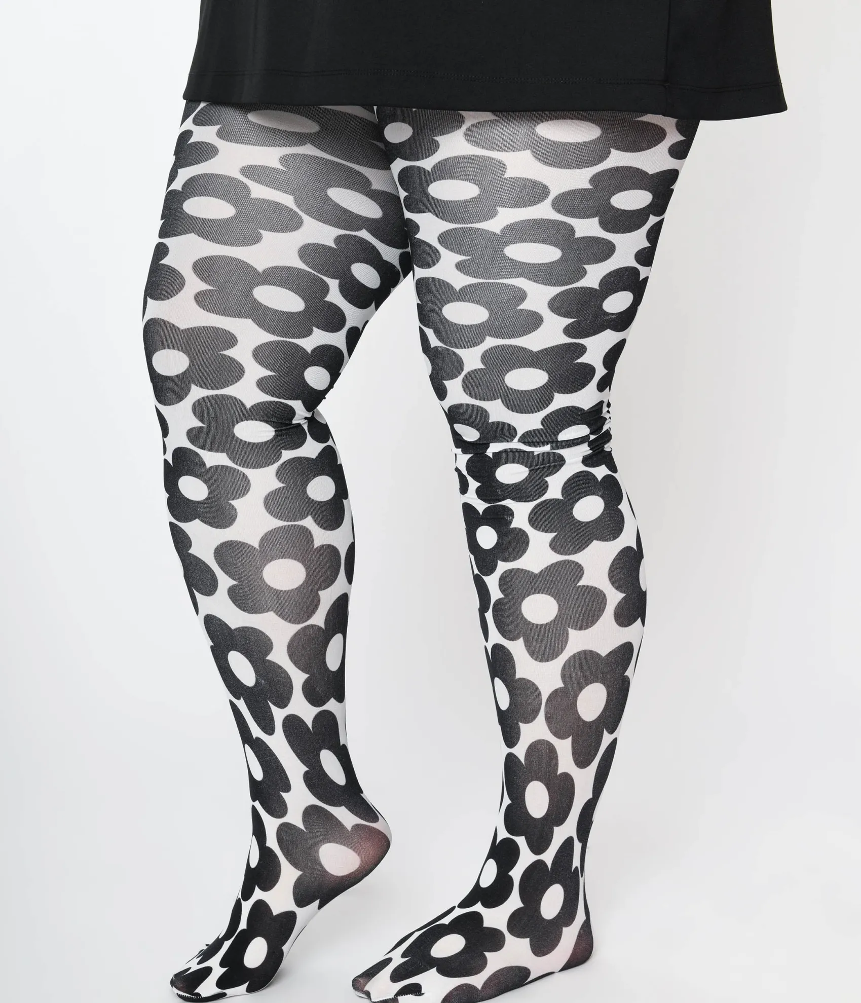 Unique Vintage Smak Parlour White & Black Daisy Tights Best