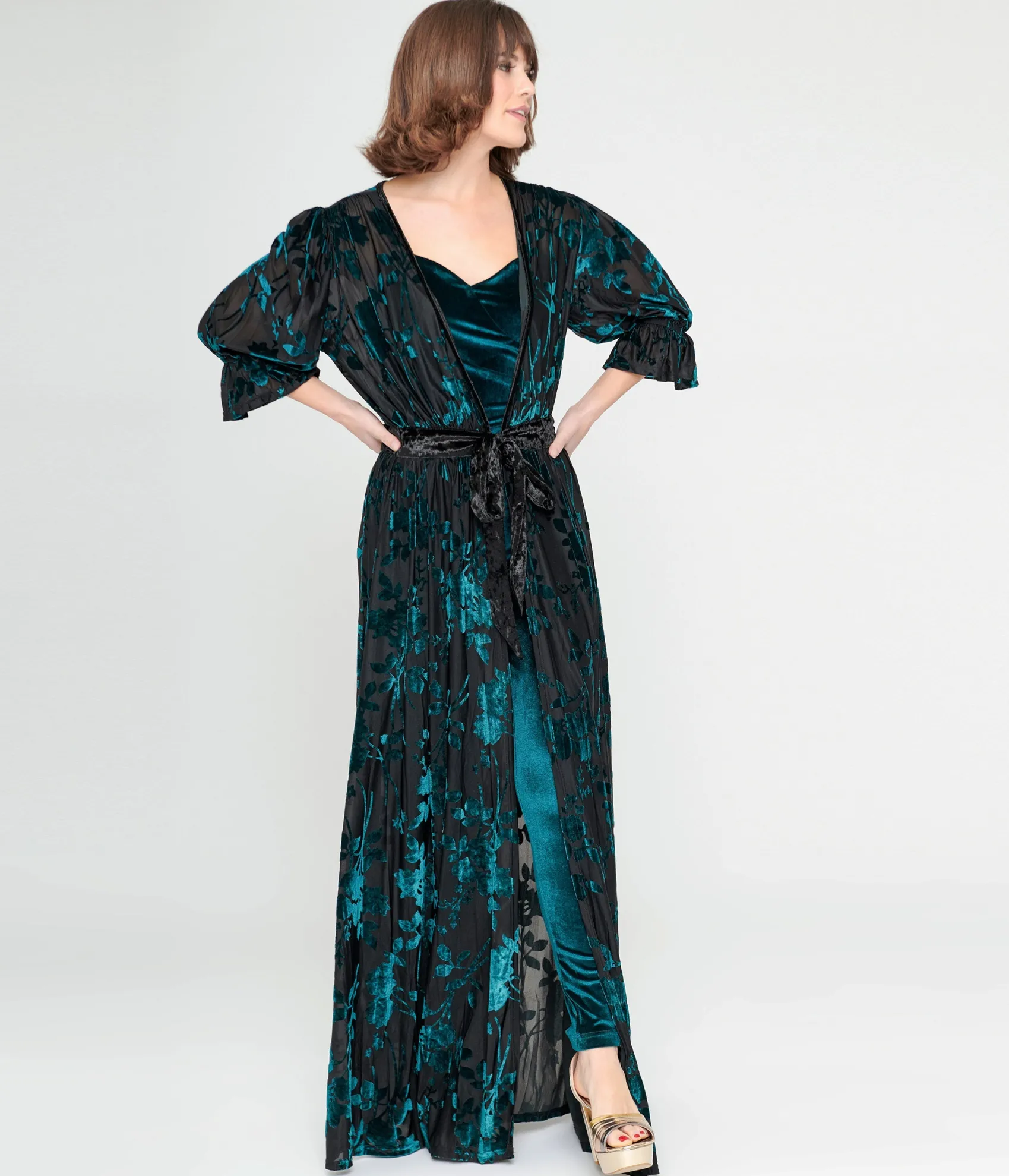 Unique Vintage Black & Teal Floral Velvet Burnout Duster Discount