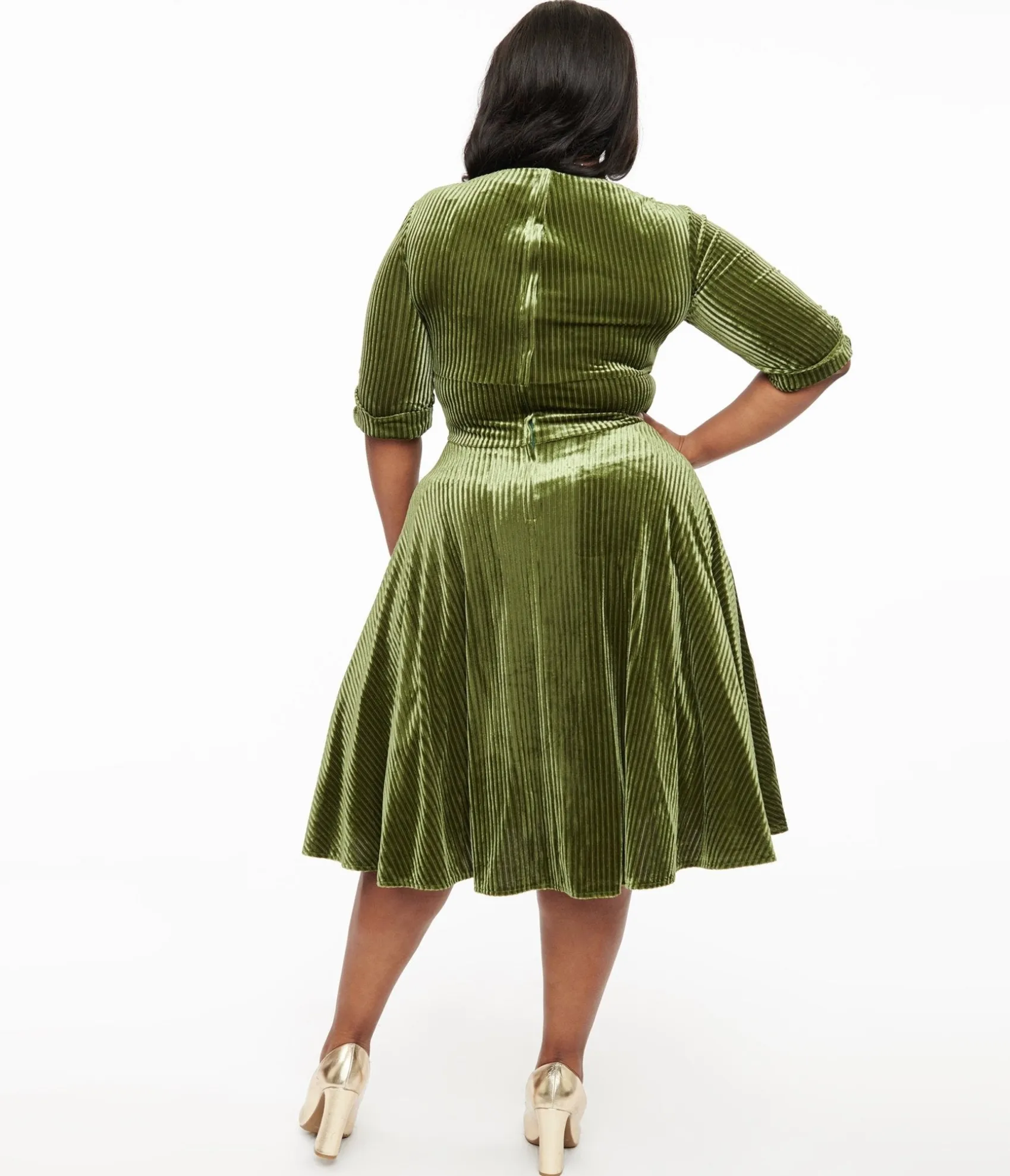 Unique Vintage Plus Size Green 1950s Moss Green Velvet Delores Swing Dress New