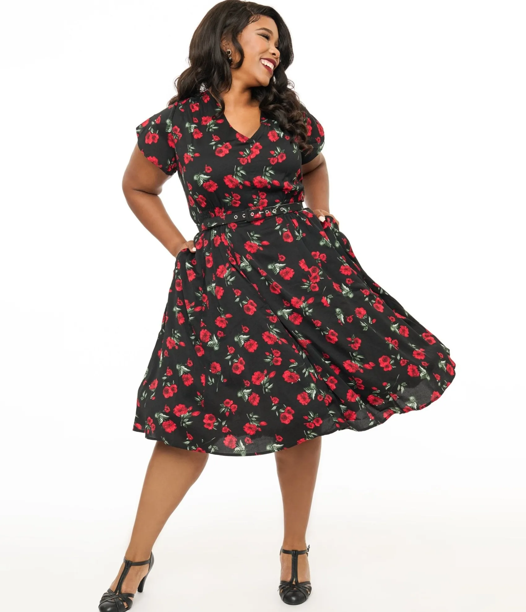 Unique Vintage Plus Size 1940s Black & Red Floral Print Tulip Sleeve Swing Dress New