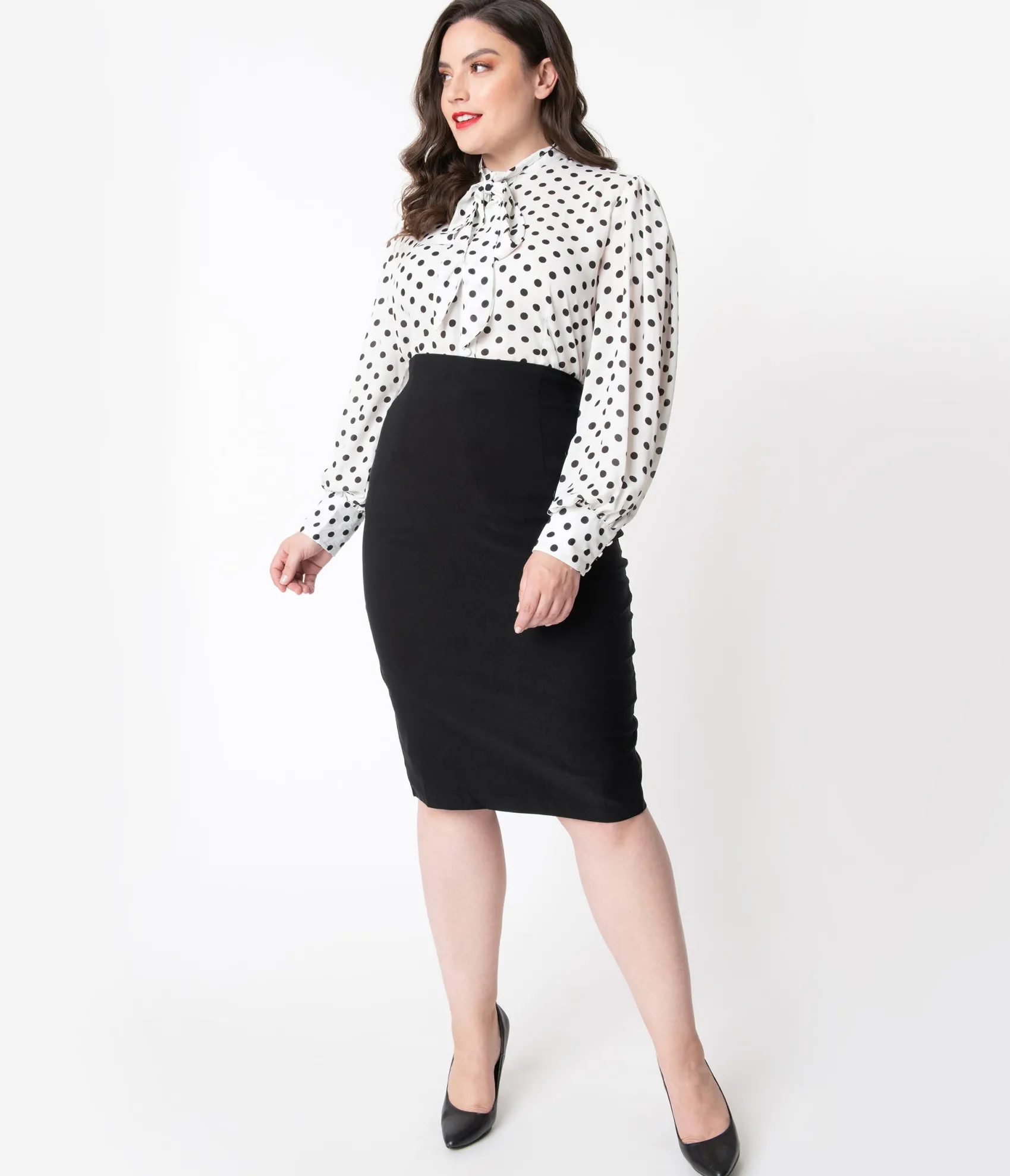 Unique Vintage Plus Size 1950s Black High Waist Tracy Wiggle Skirt Outlet