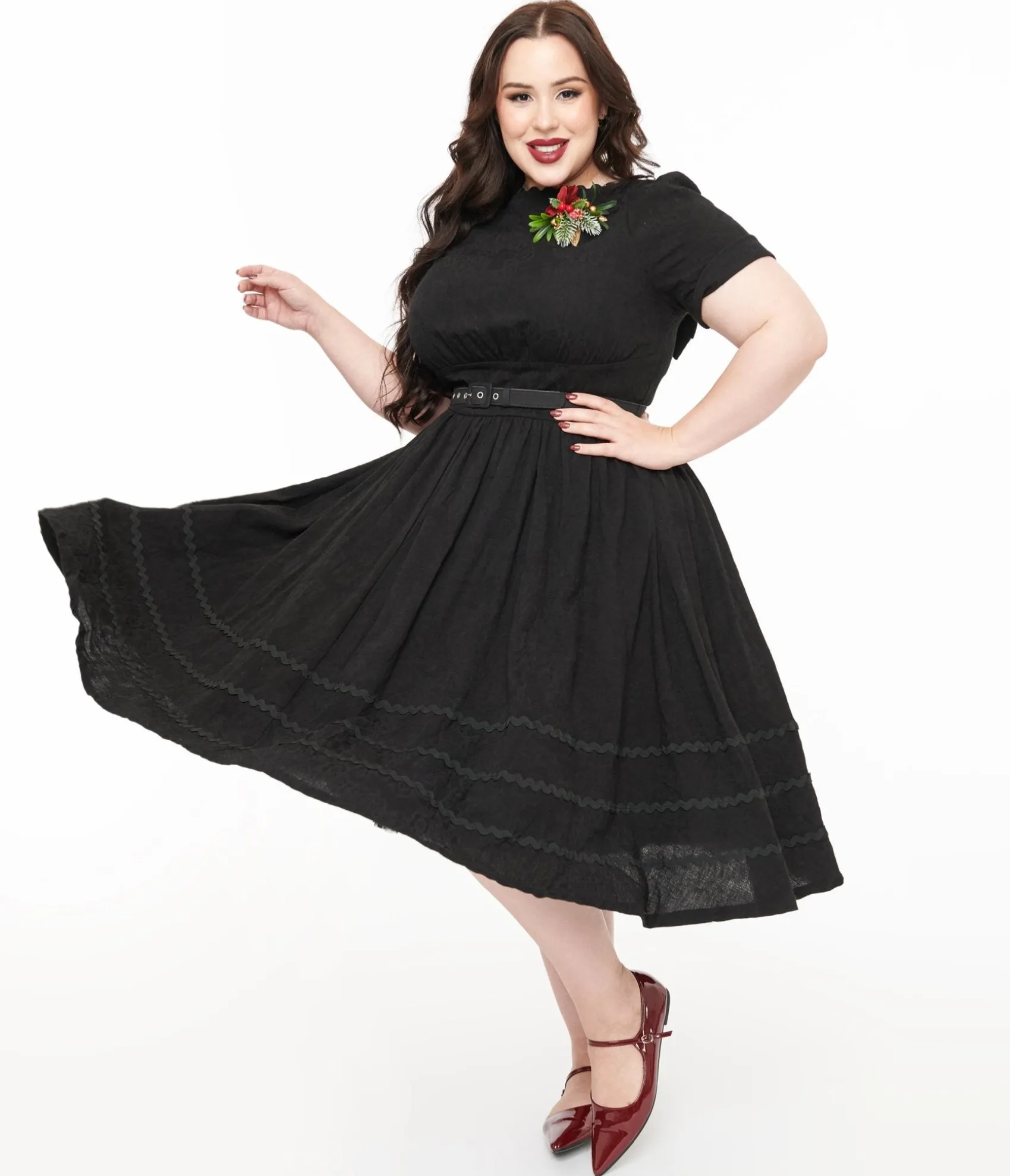 Unique Vintage Plus Size 1950s Black Holiday Floral Pin Cotton Swing Dress Cheap