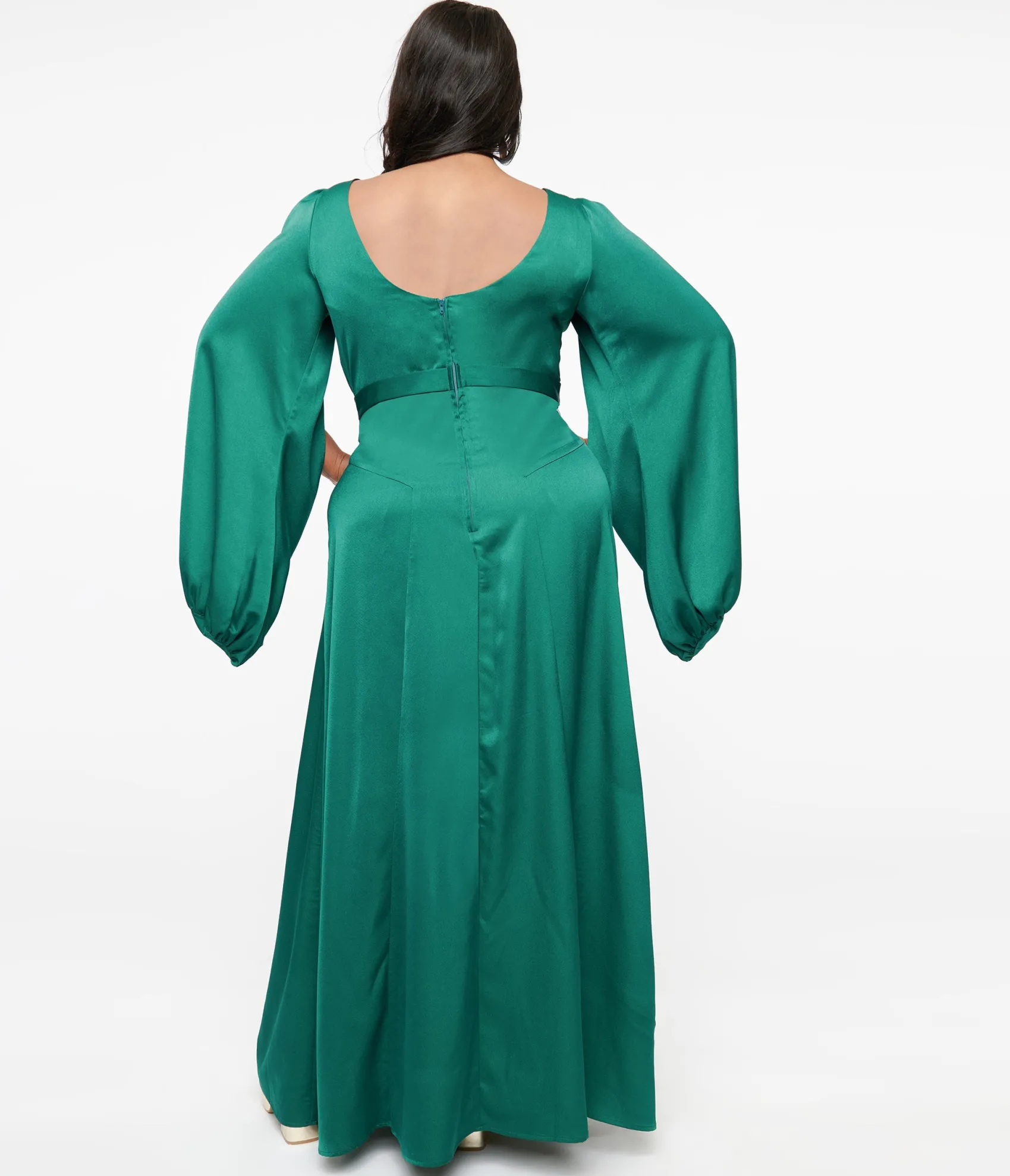Unique Vintage Plus Size 1920s Emerald Satin & Snake Pin Evening Gown New