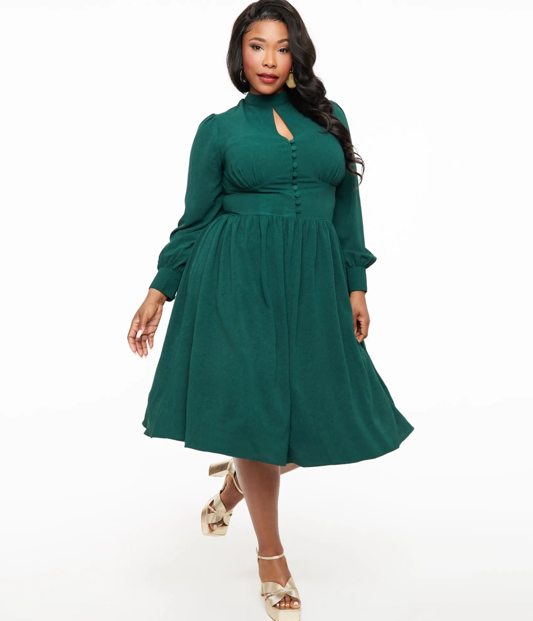 Unique Vintage Plus Size 1970s Hunter Green Keyhole Swing Dress Fashion