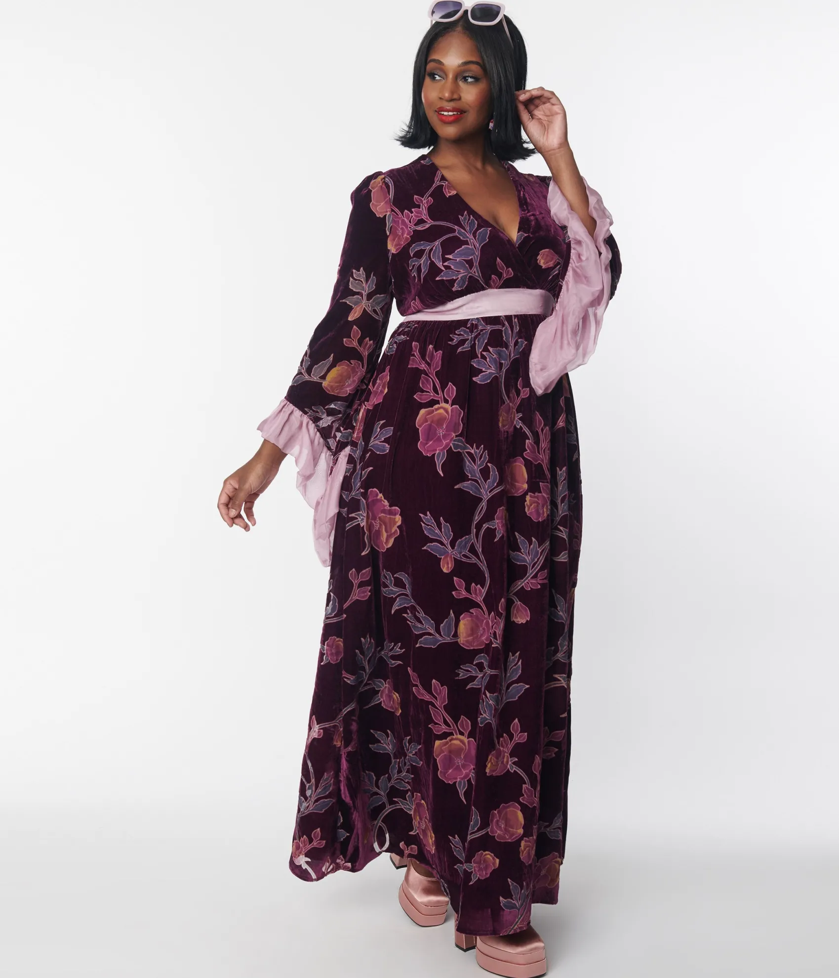 Unique Vintage Plus Size 1970s Purple Floral Burnout Velvet Maxi Dress Hot
