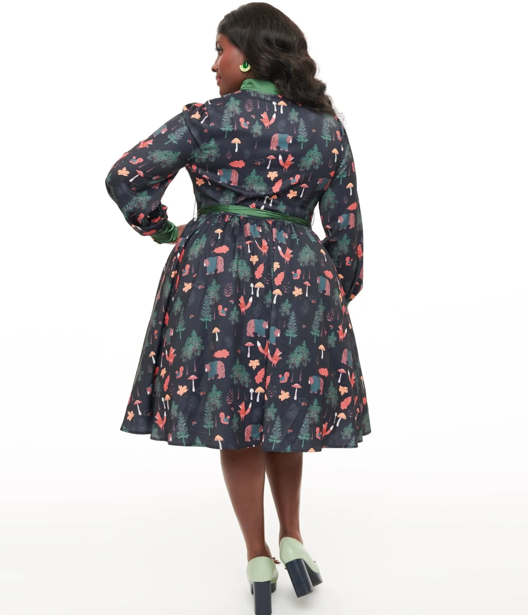 Unique Vintage Plus Size 1970s Woodland Creature Print Shirt Dress Sale