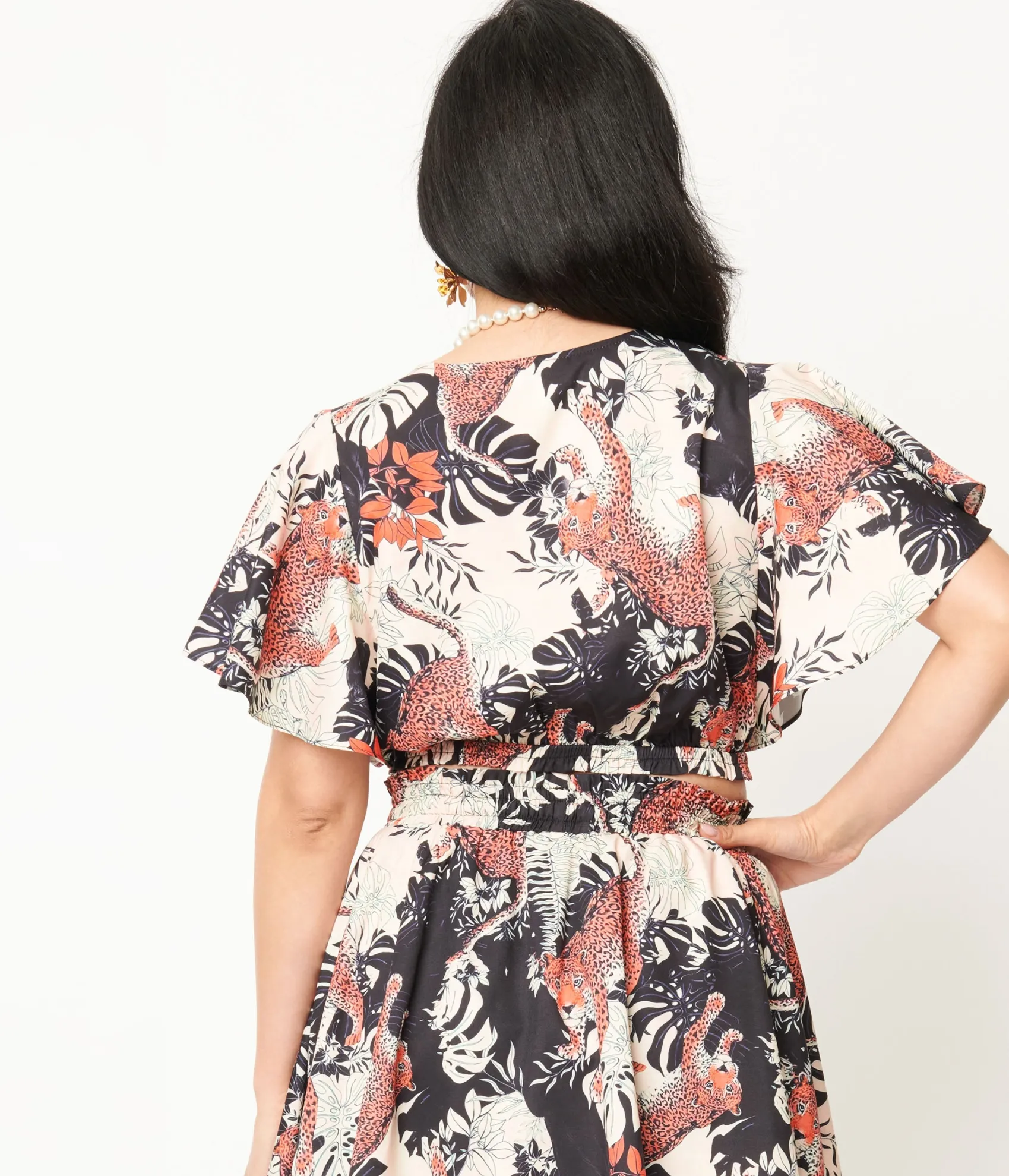 Unique Vintage 1960s Black Jungle Cat Print Dottie Crop Top Hot