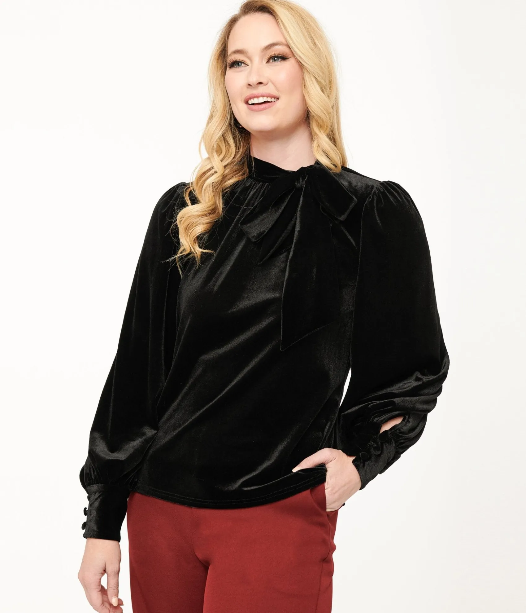 Unique Vintage 1940s Black Velvet Long Sleeve Bow Blouse Store