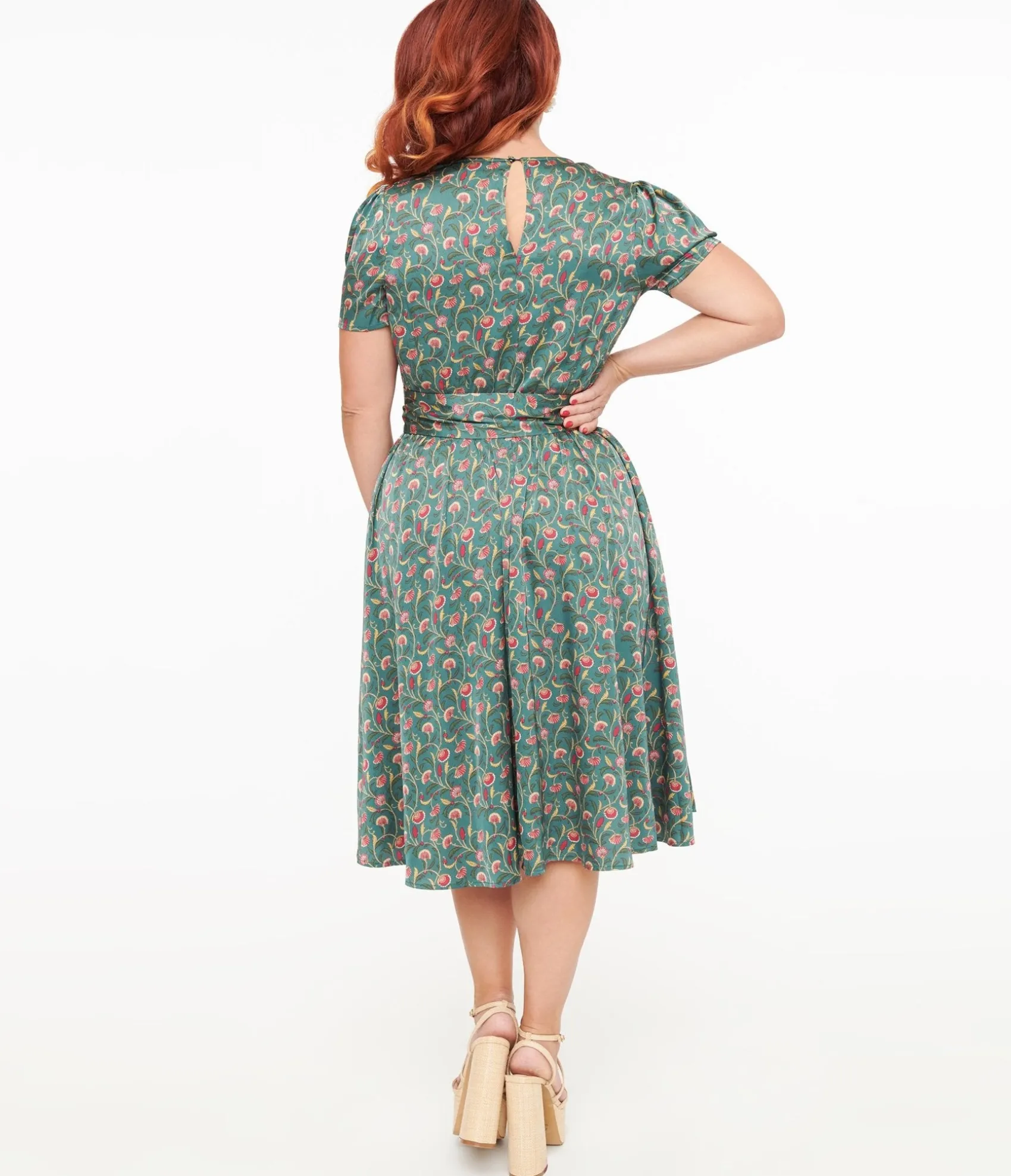 Unique Vintage 1940s Green & Red Fan Print Swing Dress Best Sale