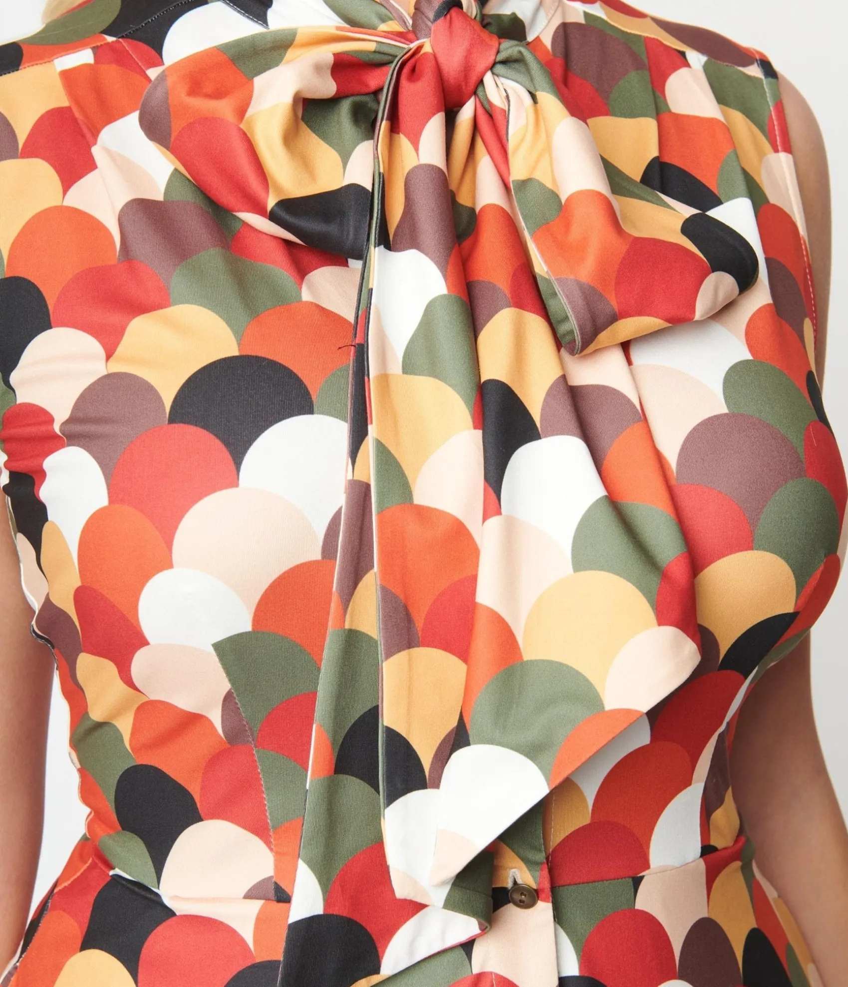 Unique Vintage 1940s Multicolor Scallop Print Ribboned Swing Dress Best