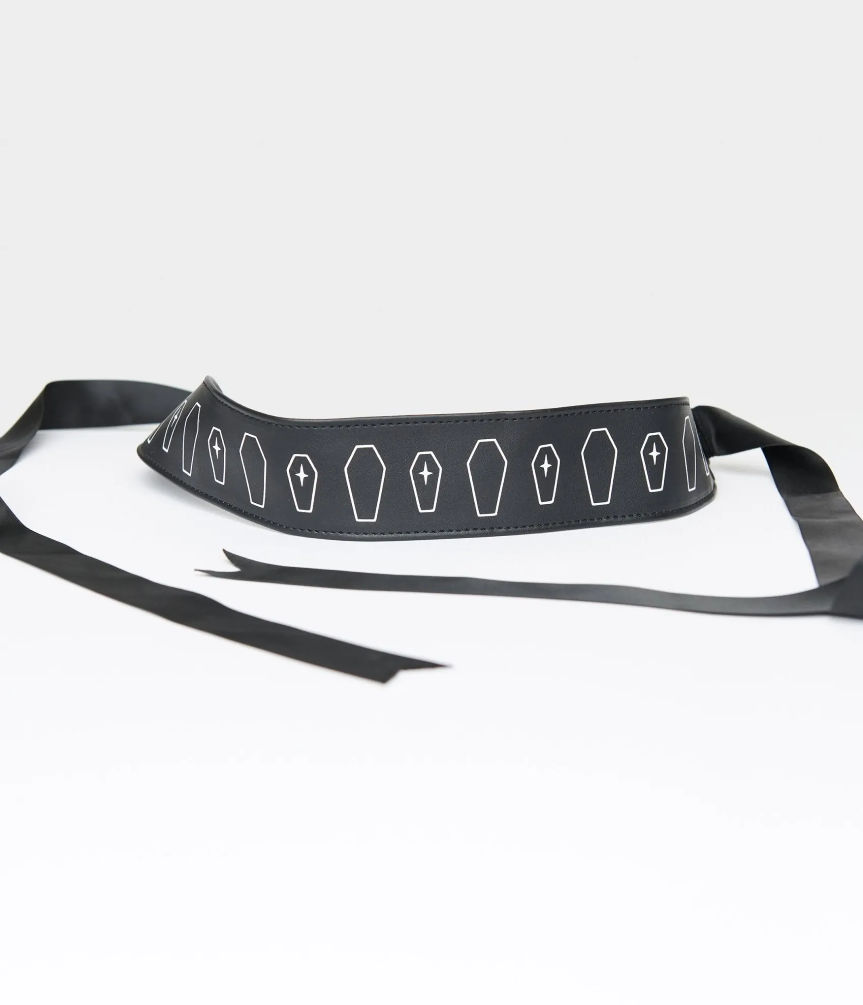 Unique Vintage Witchwood Bags Black & White Coffins Leatherette Belt Online